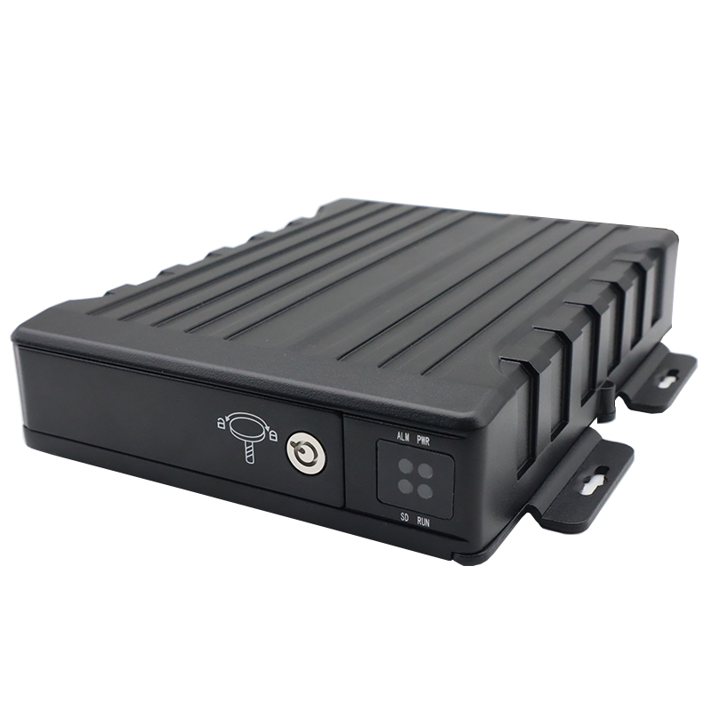 4G GPS 4 CH IP67 veekindel mobiilne DVR koos ADAS BSD DSM-iga