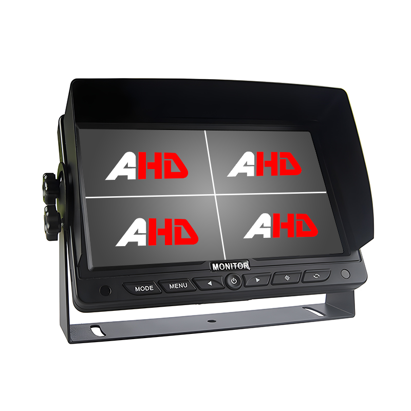7-tolline auto Quad AHD monitor 4 kaamerasisendi ja SD-kaardi salvestusega